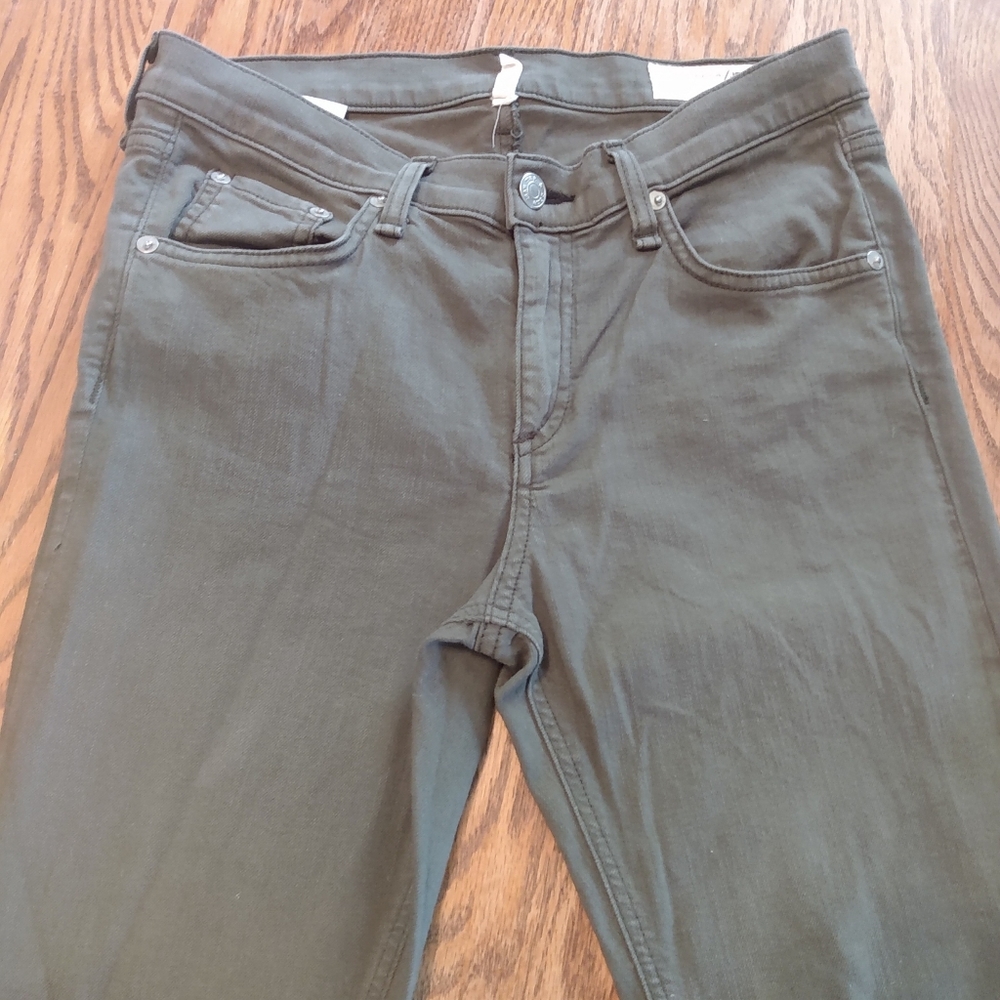 Rag & Bone Deep green (see photos for comparison)